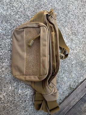 Fanny pack